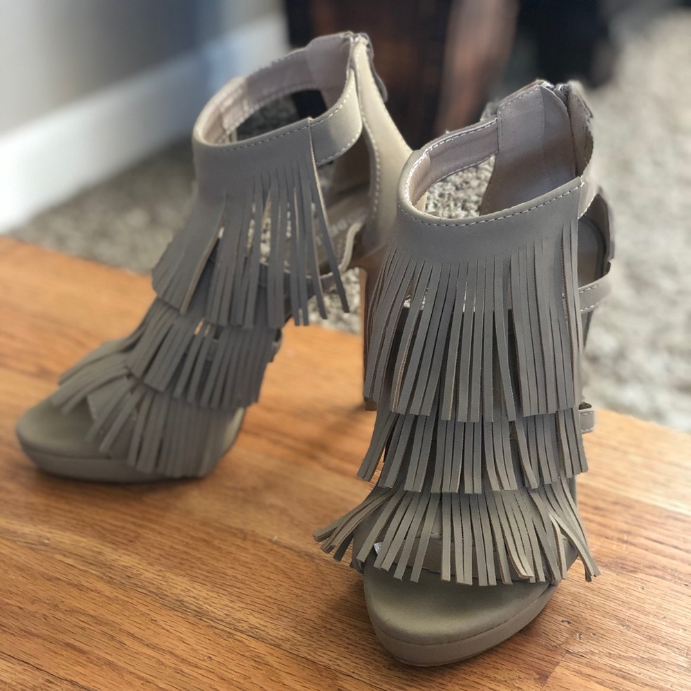 Fringe heels